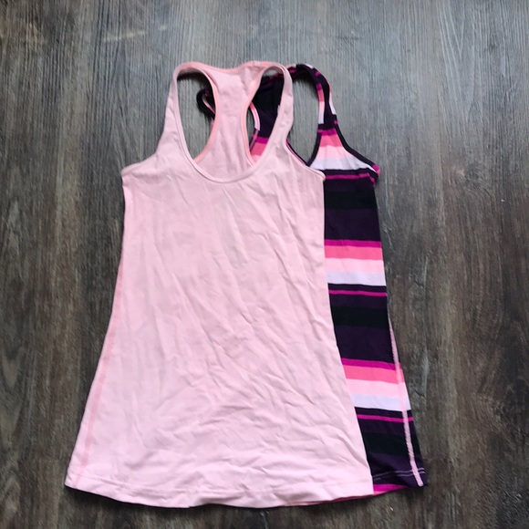 2 Lululemon tank tops Sz XS pink - Picture 2 of 3